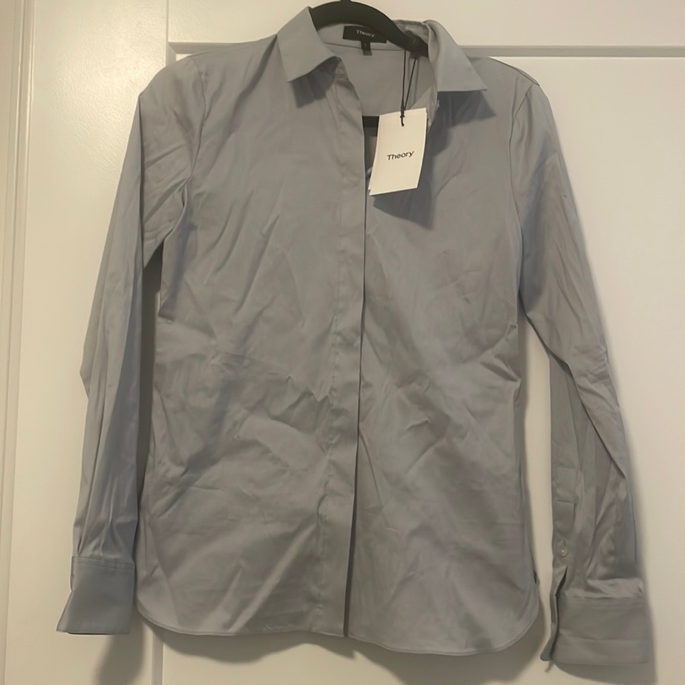 Theory petite size 2 blouse brand new with tags!